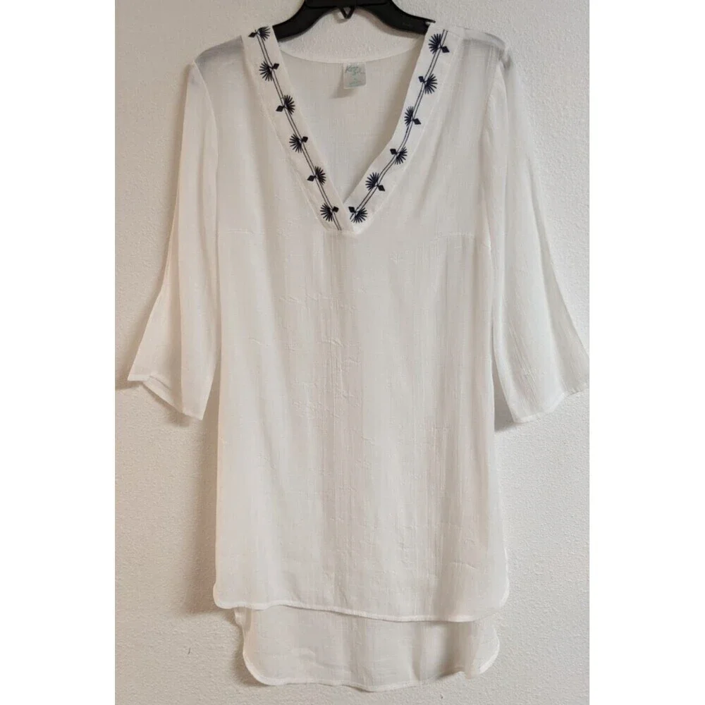 Women's Kona Sol Rayon Blend White Swimsuit Cover-Up Navy Embroidered Neckline M